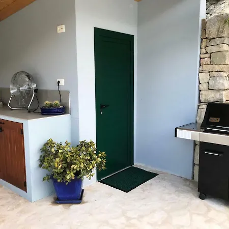 House - Heated Pool, Large Massage Tub And Sports Court